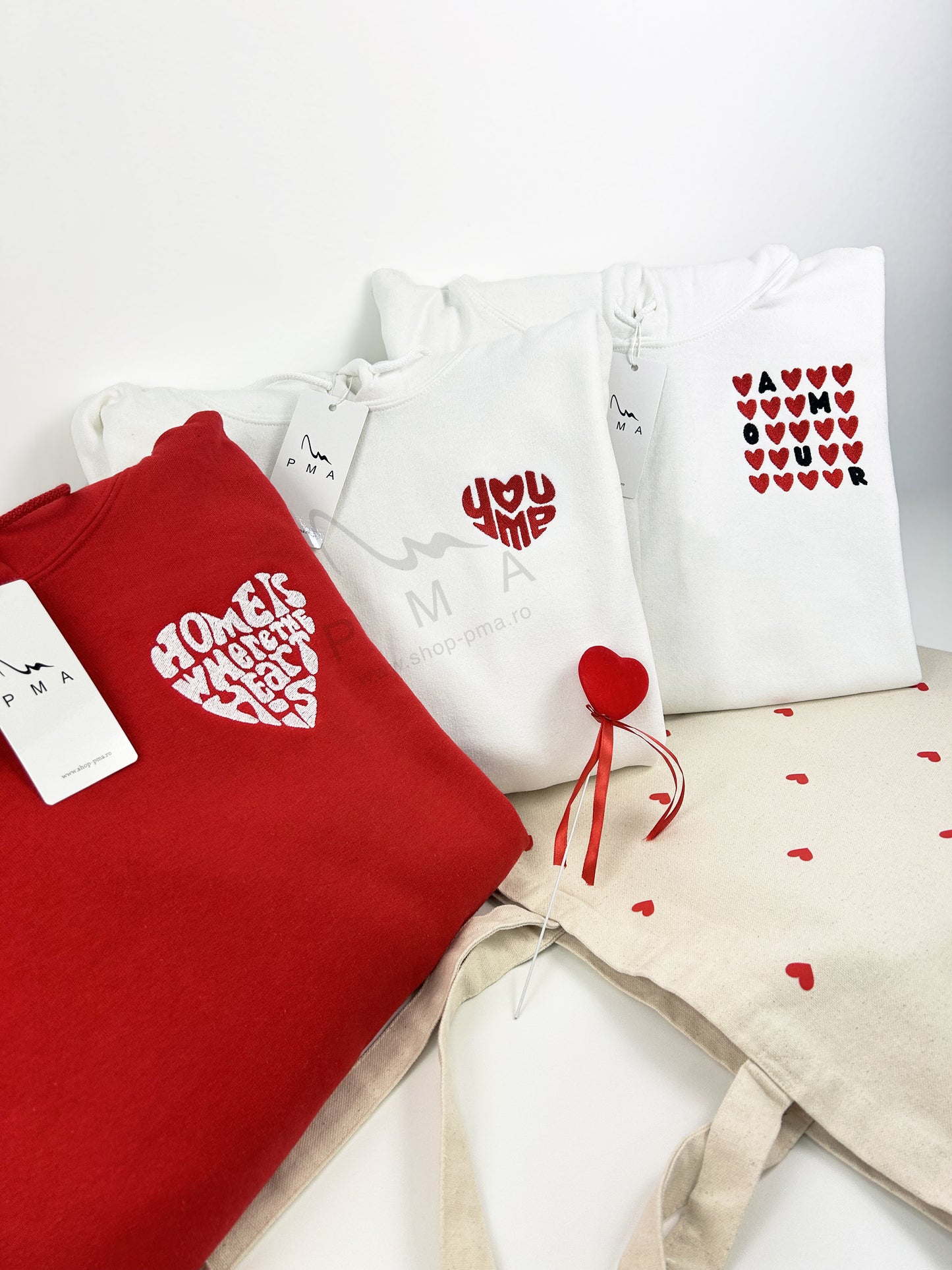 Hanorac/Bluza/Tricou brodat AMOUR- YOU&ME Collection