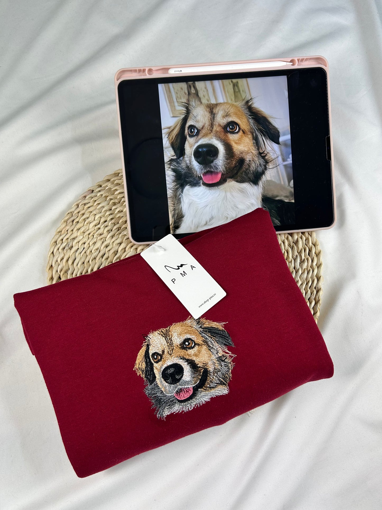 Hanorac/Bluza/ Tricou personalizat brodat cu animalut-Realistic Pet Portraits