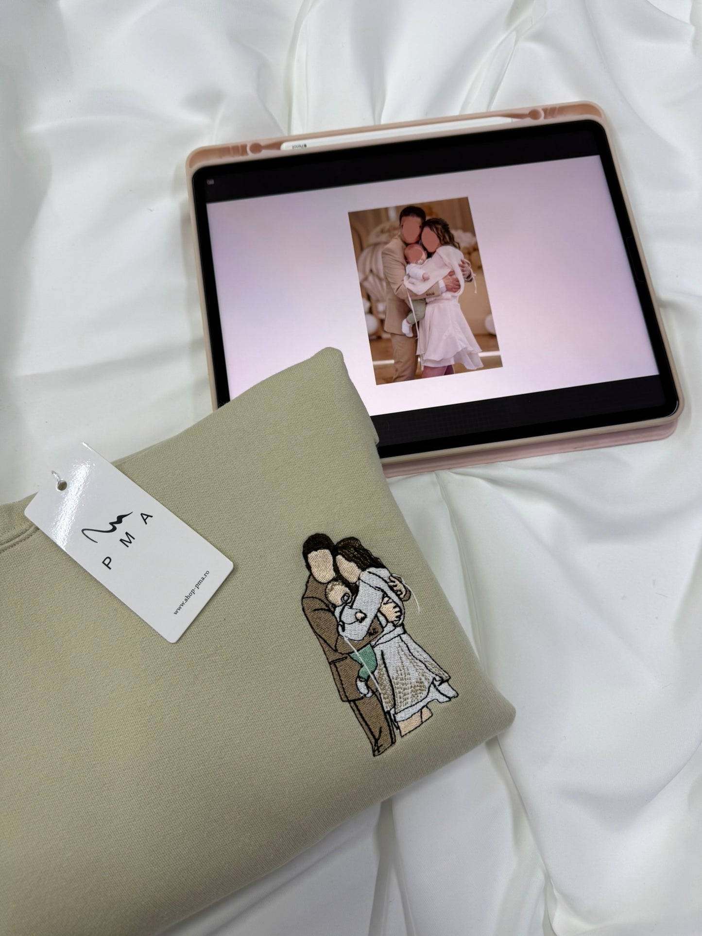 Tricou/Bluza/Hanorac personalizat color dupa fotografie cu personaje