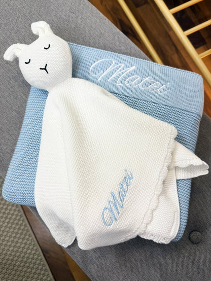 Păturică de somn și joacă personalizată cu iepuraș- comforter