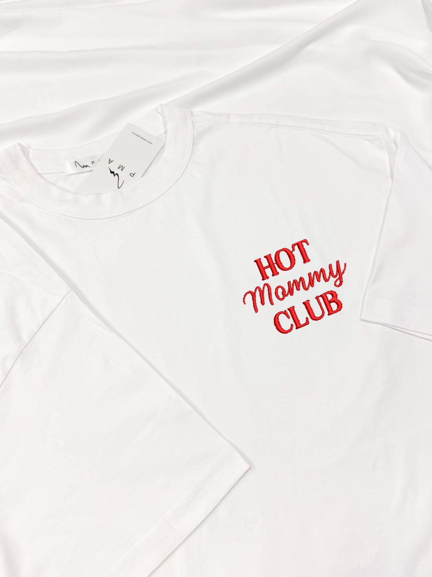 Tricou premium OVERSIZED brodat cu "hot mommy club"