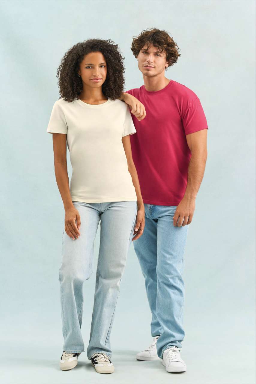 Tricou personalizat prin broderie cu hainute de bebelus MAMA/ TATA/ BUNICA/ BICU
